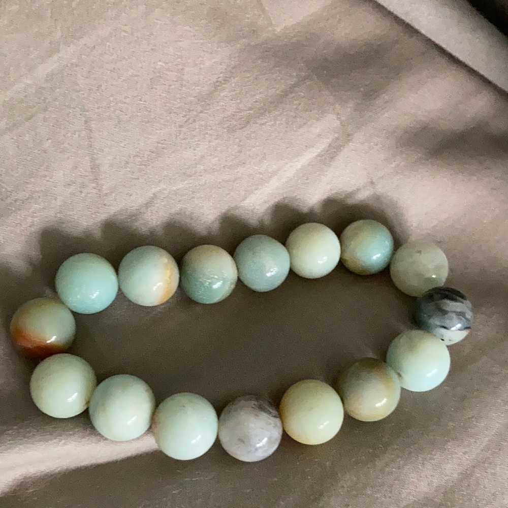 Bead stretch bracelet